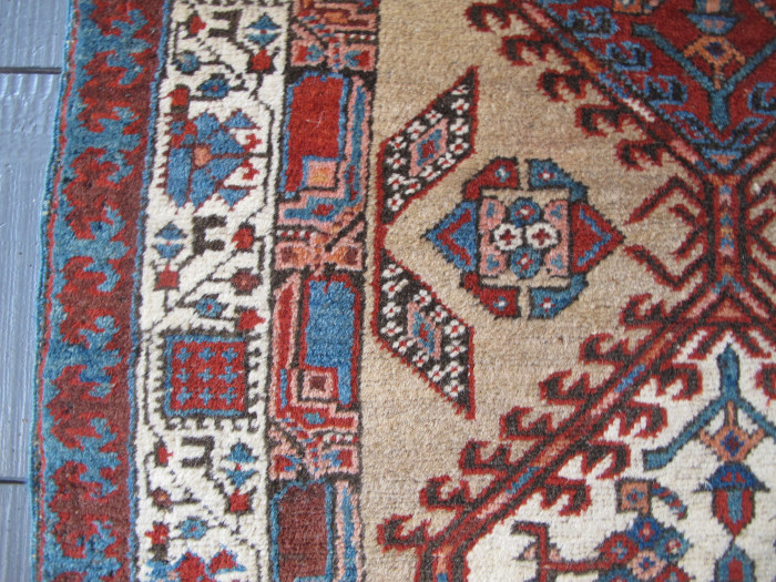 Short and Narrow Sarab Runner